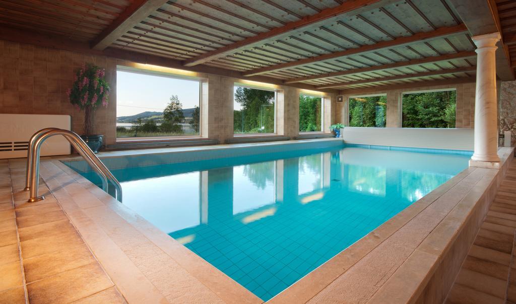 Seehotel Garni Poellmann Zell am Moos Esterno foto