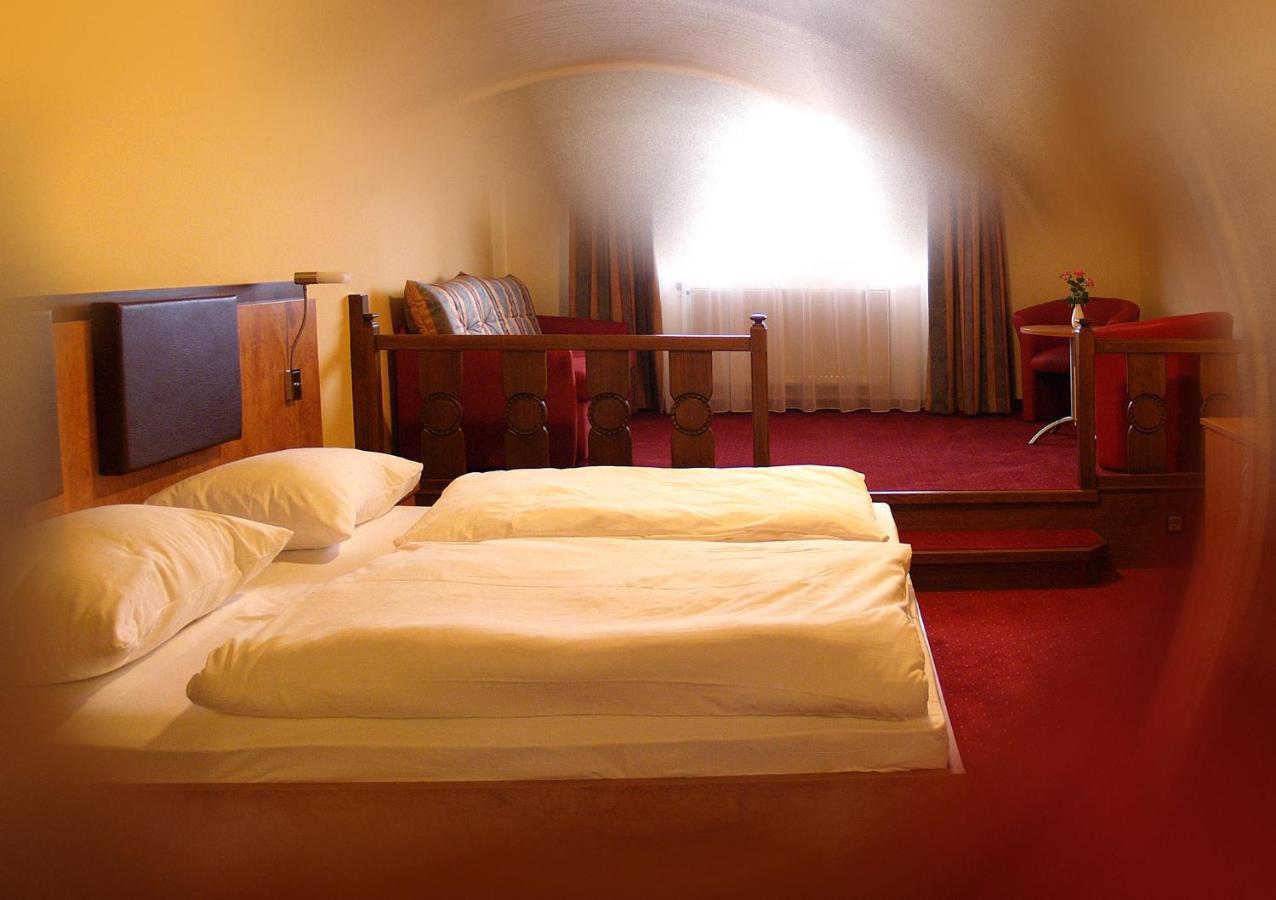 Seehotel Garni Poellmann Zell am Moos Esterno foto
